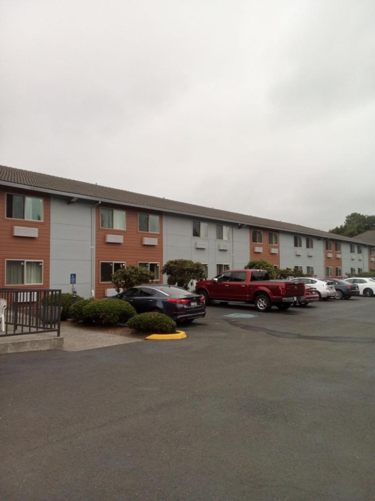 The Tillamook Inn Екстер'єр фото
