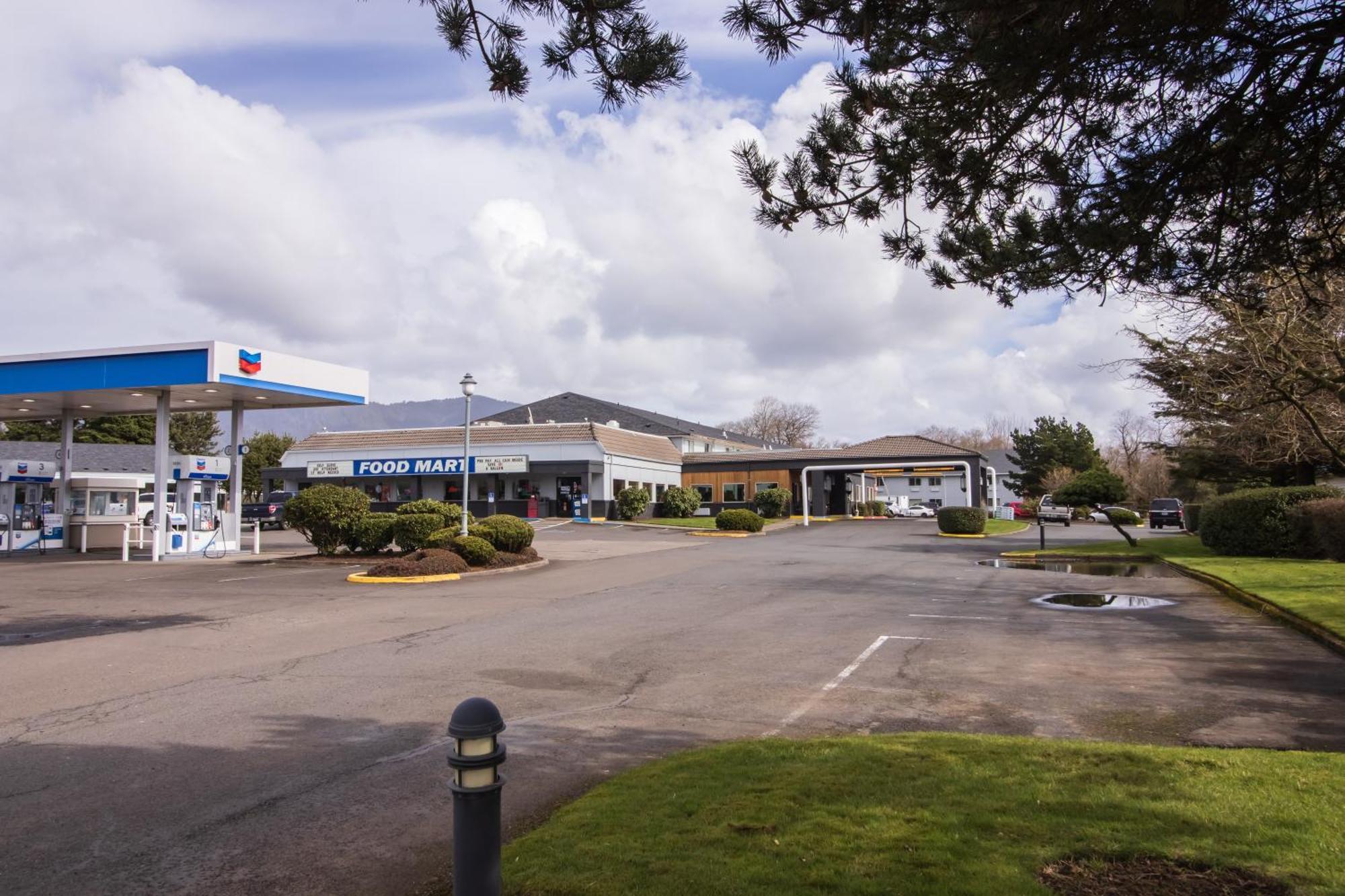 The Tillamook Inn Екстер'єр фото